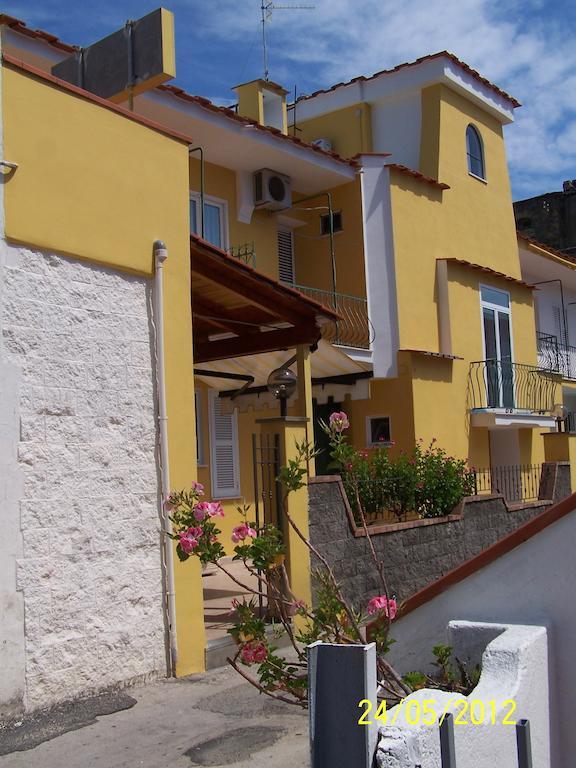 Albergo Macri Иския Екстериор снимка