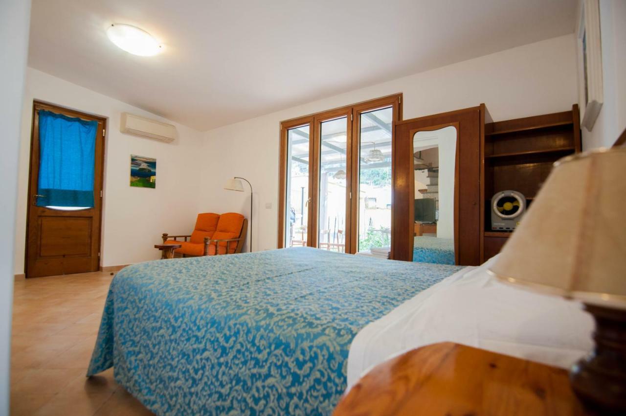 Albergo Macri Иския Екстериор снимка